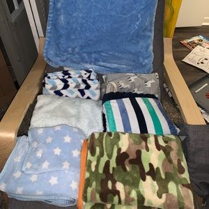 Baby boy blanket bundle! 💙